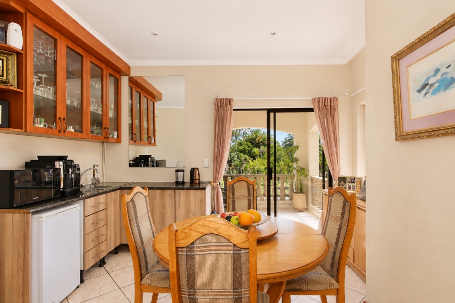 6 Bedroom Property for Sale in Sunset Beach Western Cape
